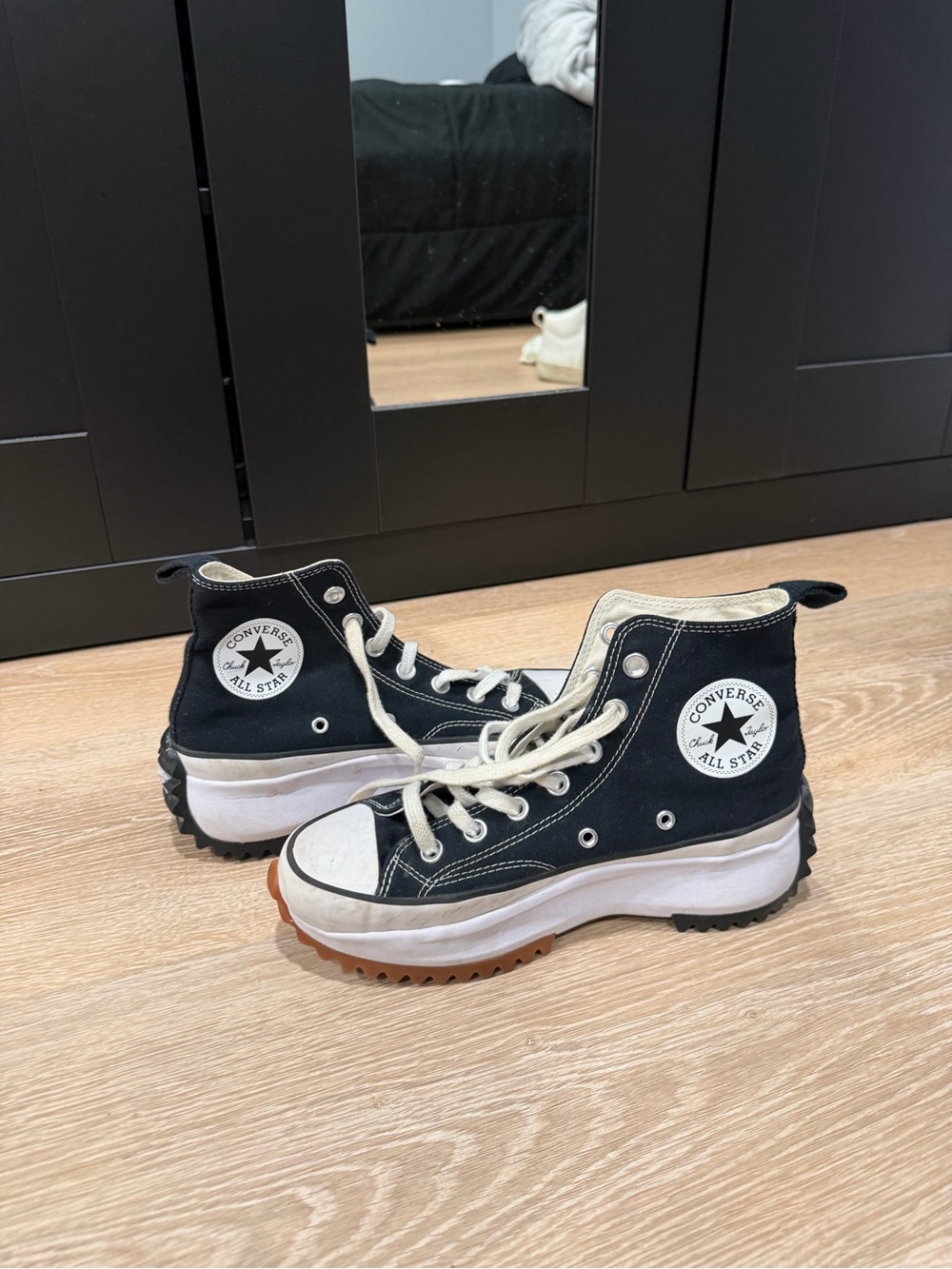 High top Black Platform Converse, size 7